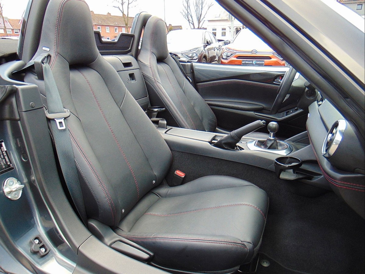 Mazda MX-5 2.0L Skyactiv-G RF Sport (8)