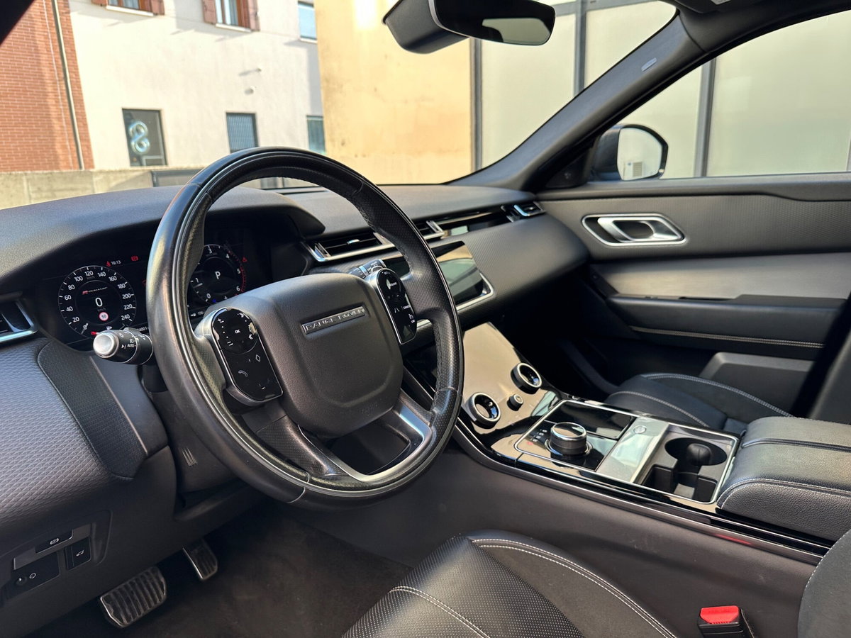 Land Rover Range Rover Velar 2.0D I4 240 CV R-Dynamic HSE (13)