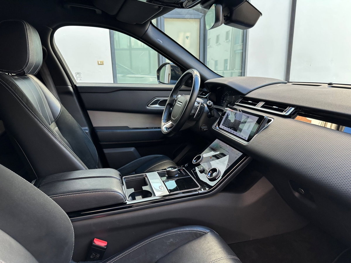 Land Rover Range Rover Velar 2.0D I4 240 CV R-Dynamic HSE (17)