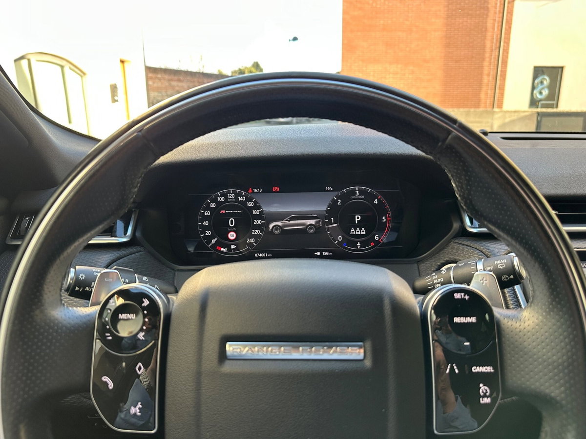 Land Rover Range Rover Velar 2.0D I4 240 CV R-Dynamic HSE (9)