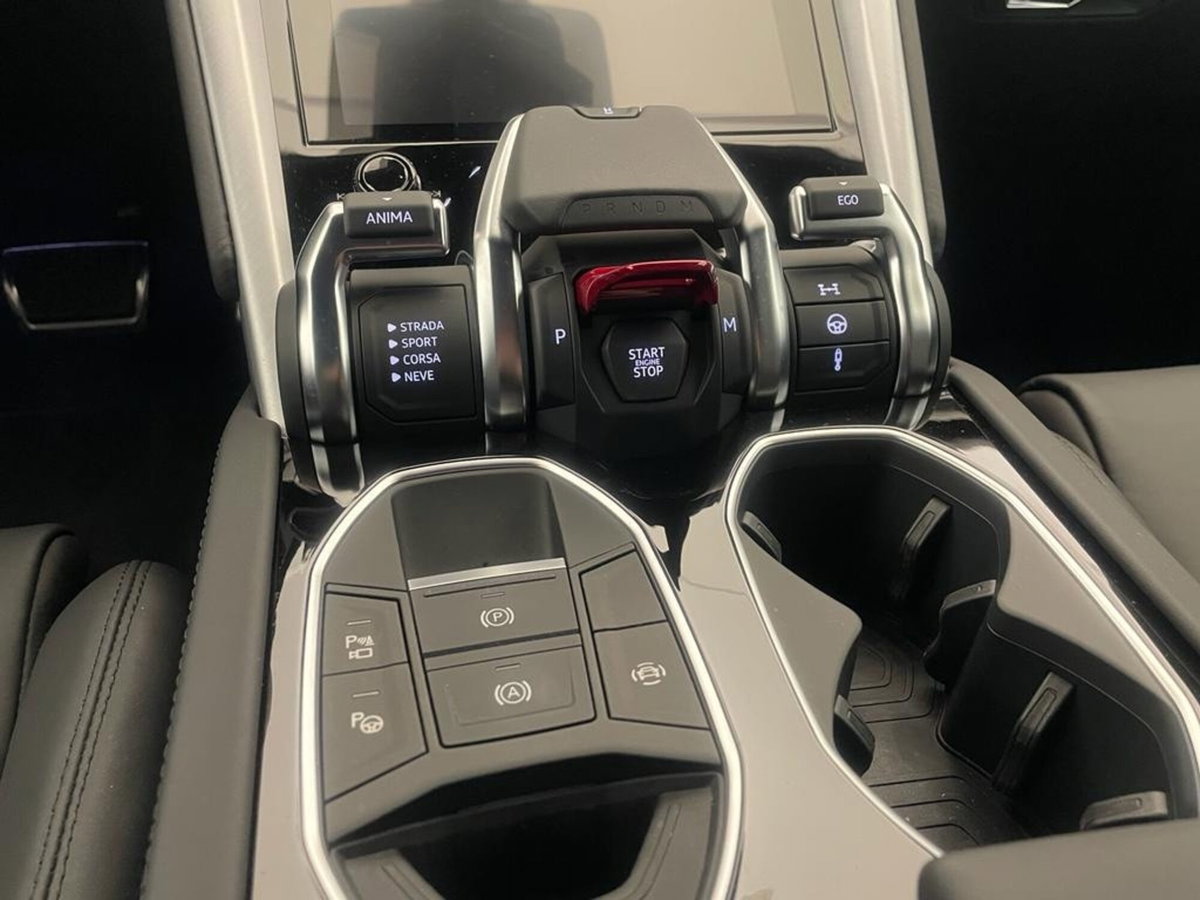 Lamborghini Urus 4.0 V8 S auto (17)