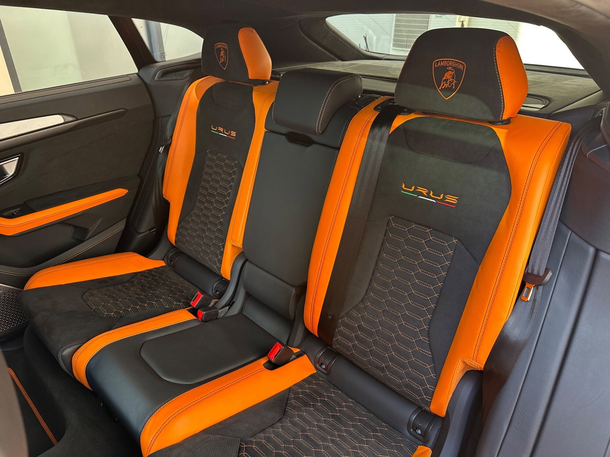 Lamborghini Urus 4.0 Pearl Capsule (12)