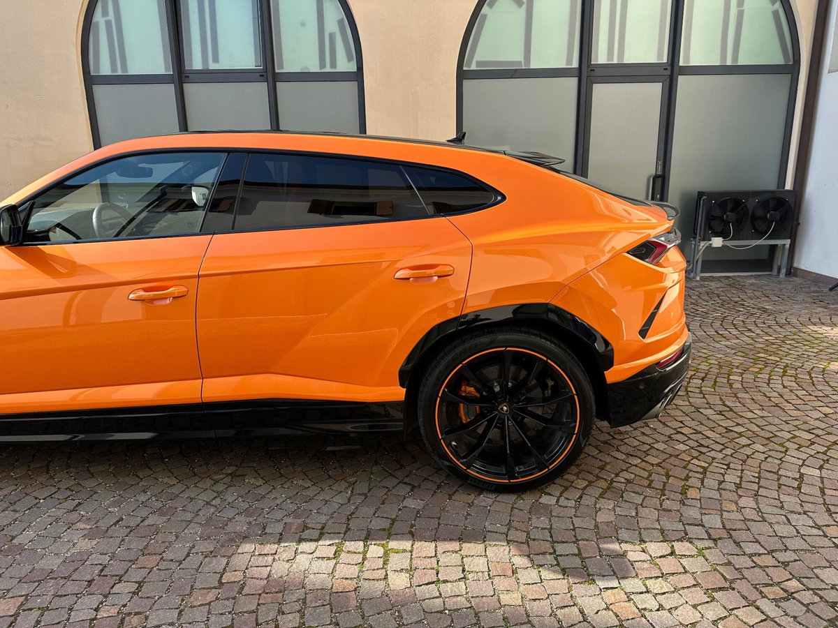 Lamborghini Urus 4.0 Pearl Capsule (3)