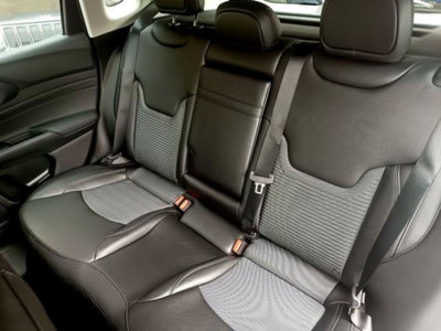Jeep Compass 1.5 turbo t4 mhev Altitude 2wd 130cv dct (17)