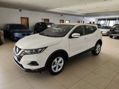 Nissan Qashqai 1.3 DIG-T 140 CV Visia usata