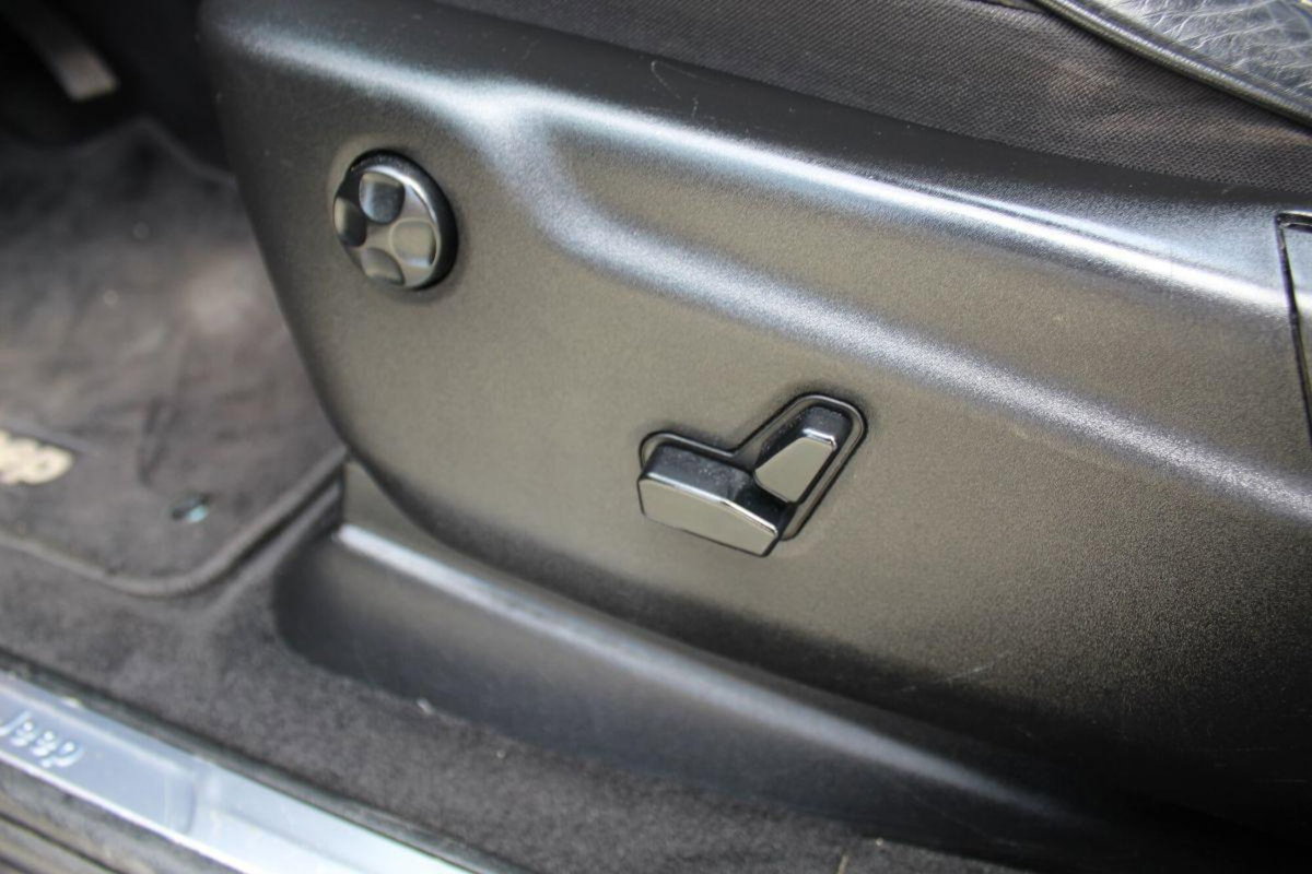 Jeep Grand Cherokee 3.0 V6 CRD 250 CV Multijet II Overland (12)