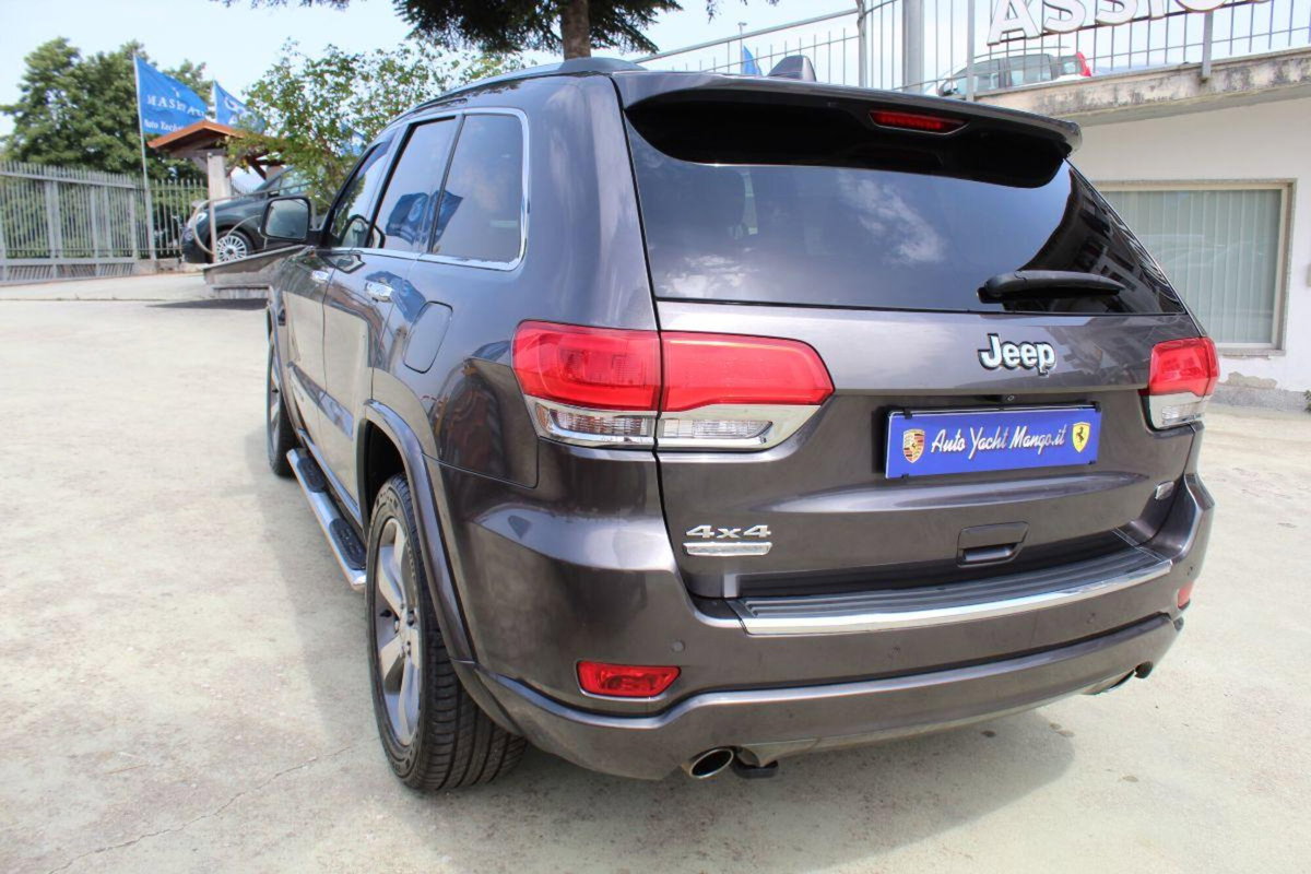 Jeep Grand Cherokee 3.0 V6 CRD 250 CV Multijet II Overland (7)