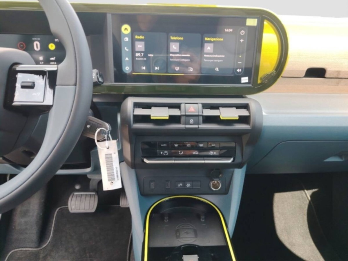 Fiat Grande Panda 1.2 hybrid La Prima 110cv edct (15)