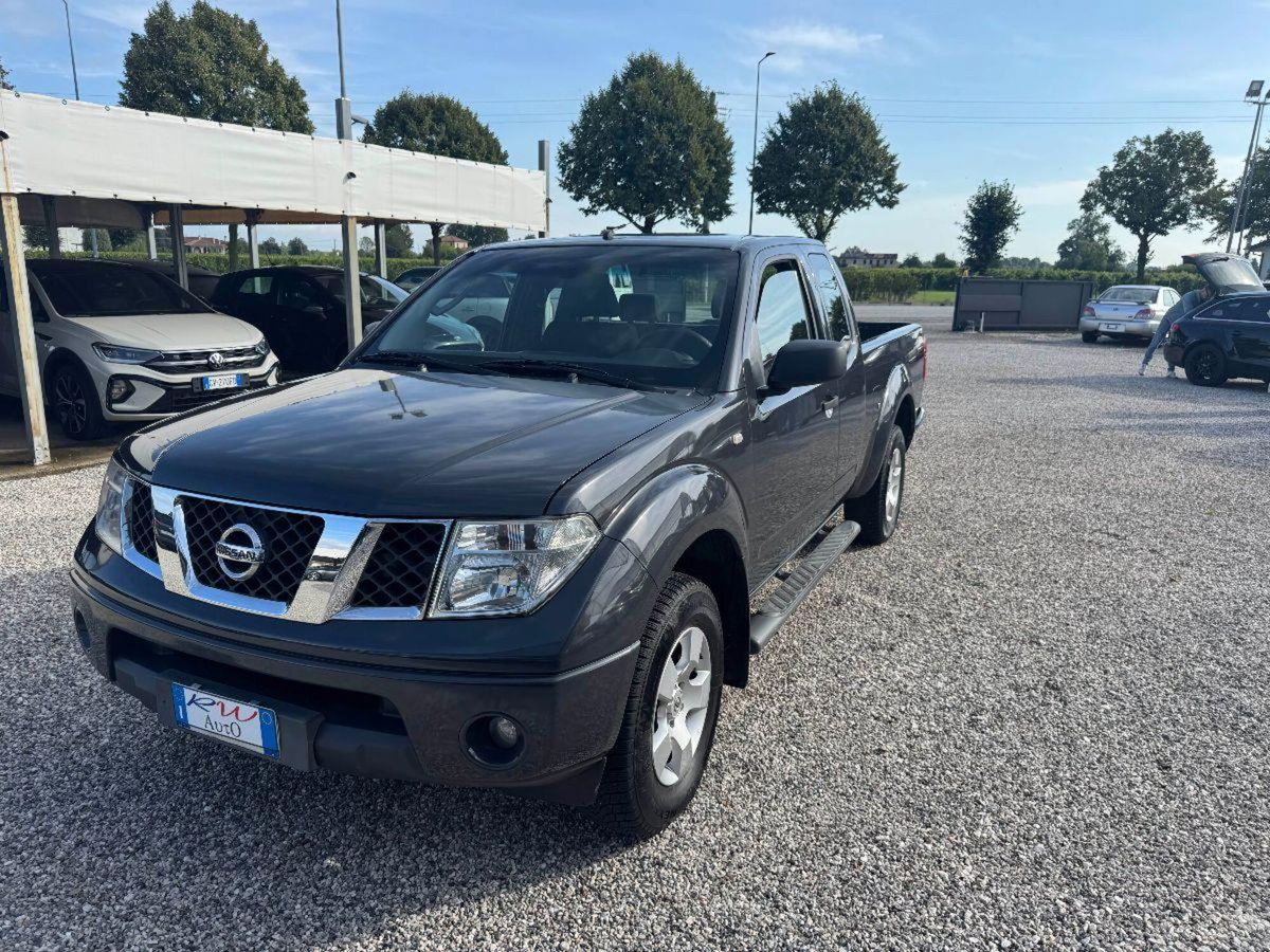Nissan Navara 2.5 dCi 190CV 4 porte Double Cab LE Plus