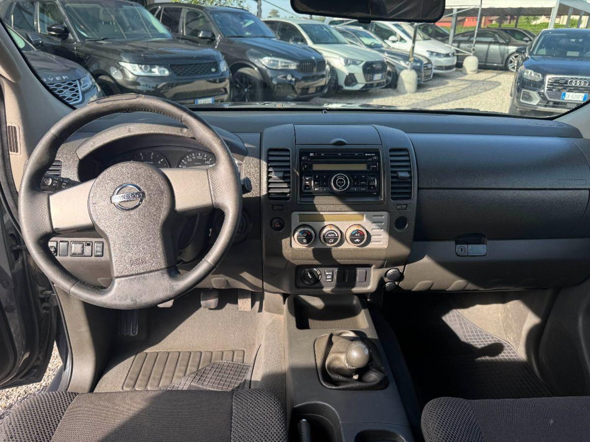 Nissan Navara 2.5 dCi 190CV 4 porte Double Cab LE Plus (11)