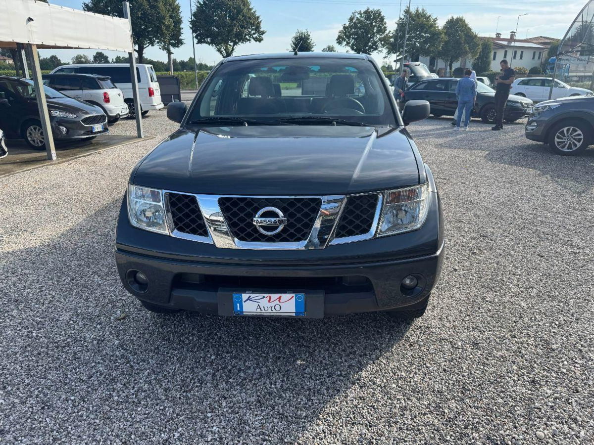 Nissan Navara 2.5 dCi 190CV 4 porte Double Cab LE Plus (4)
