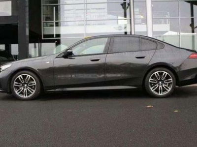 BMW Serie 5 520d 48V sdrive MSport auto usata