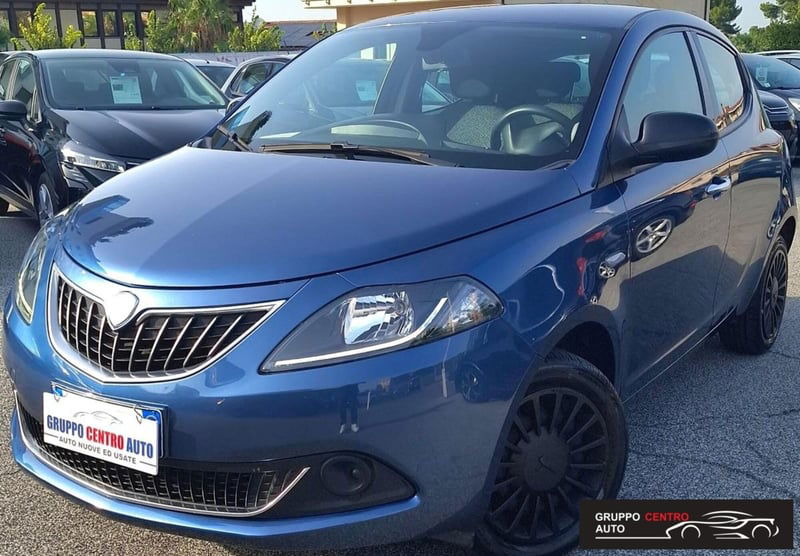 Lancia Ypsilon 1.0 FireFly 5 porte S&S Hybrid Silver Plus