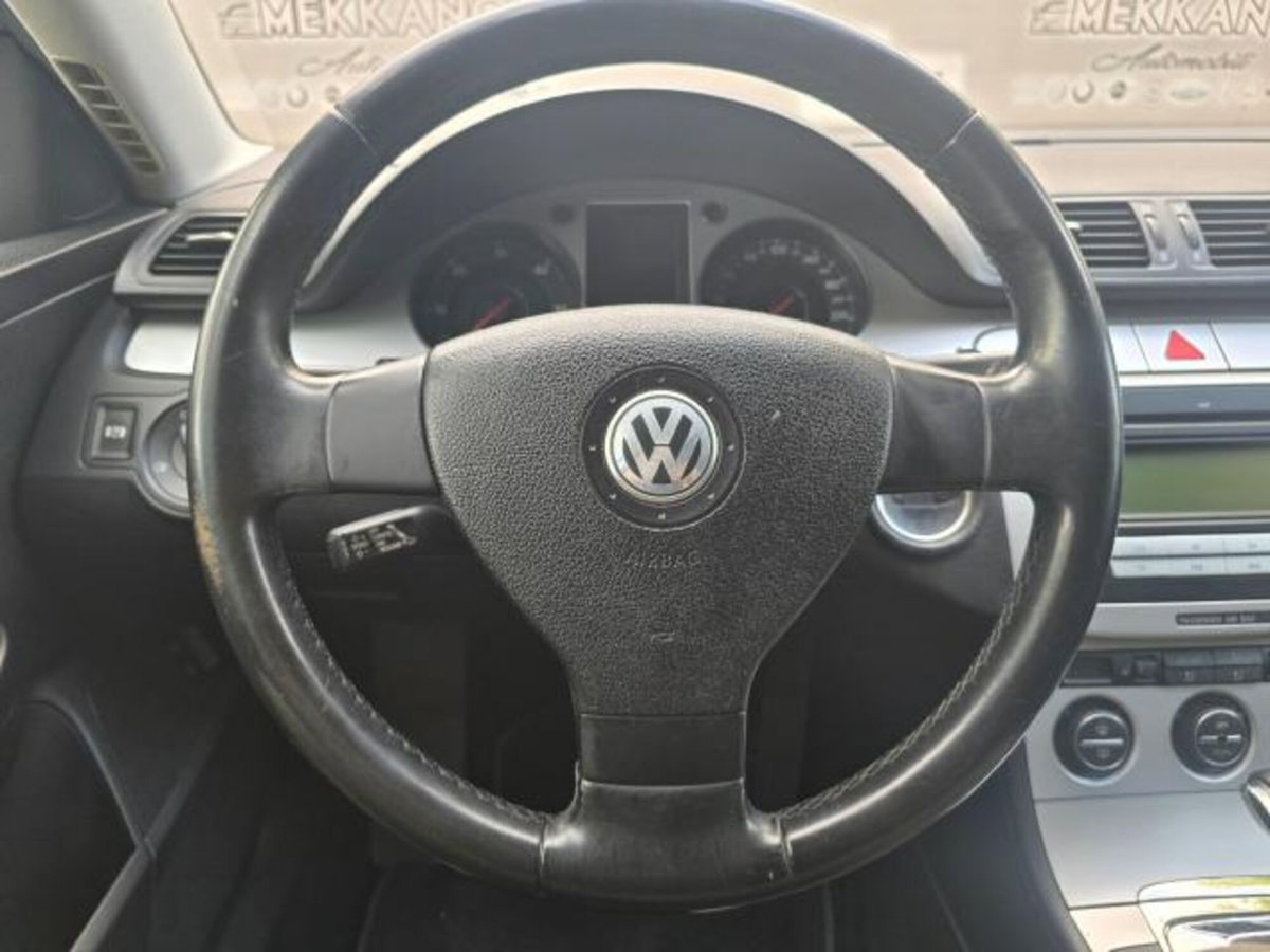 Volkswagen Passat Variant 2.0 TDI 170CV DPF Highline (10)