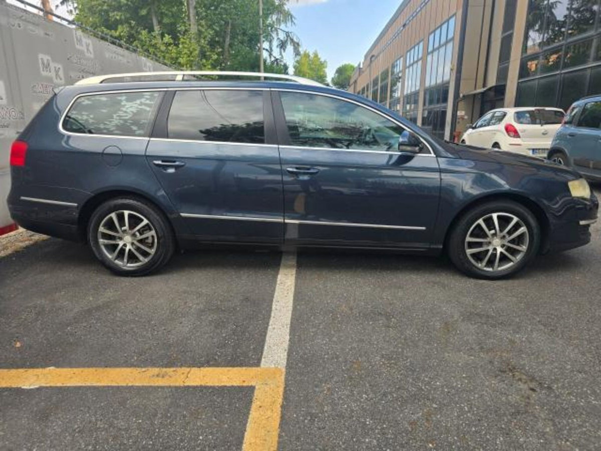 Volkswagen Passat Variant 2.0 TDI 170CV DPF Highline (3)