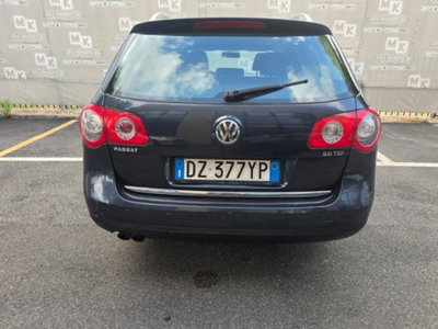 Volkswagen Passat Variant 2.0 TDI 170CV DPF Highline (6)