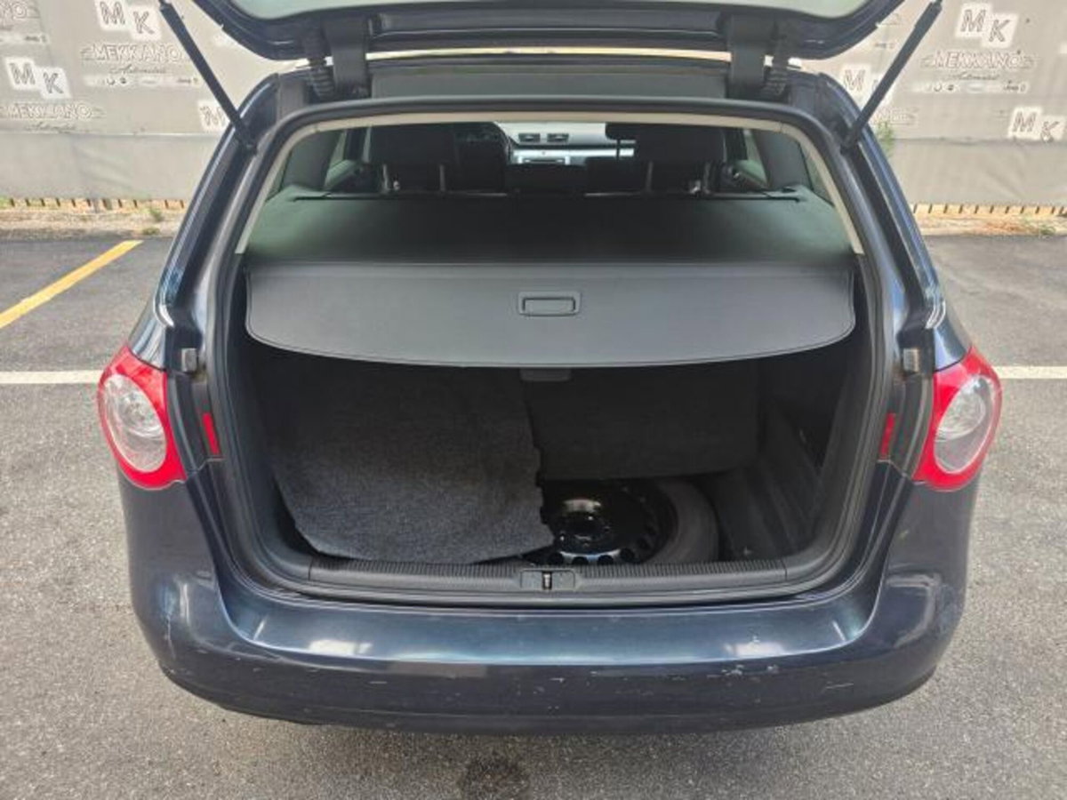 Volkswagen Passat Variant 2.0 TDI 170CV DPF Highline (7)