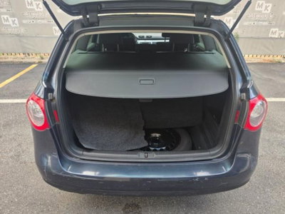 Volkswagen Passat Variant 2.0 TDI 170CV DPF Highline (7)