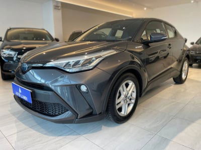 Toyota Toyota C-HR 1.8 hv Lounge fwd e-cvt usata