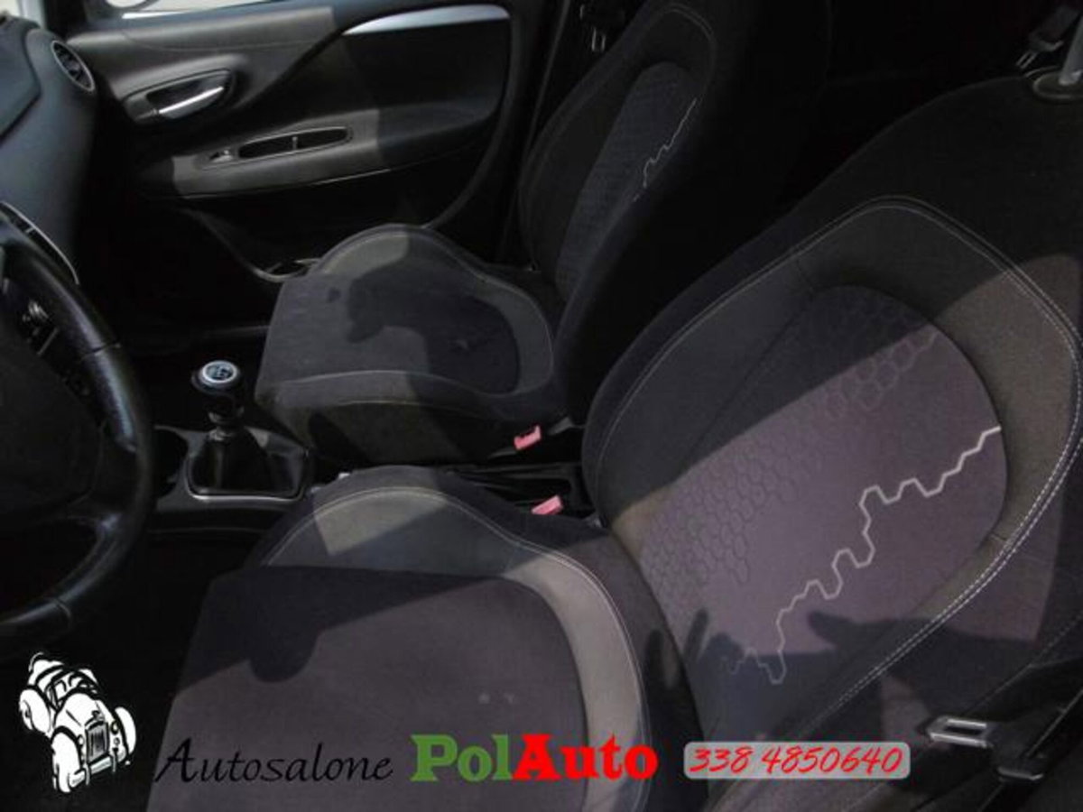 Fiat Punto 1.4 8V 5 porte Natural Power Lounge (5)