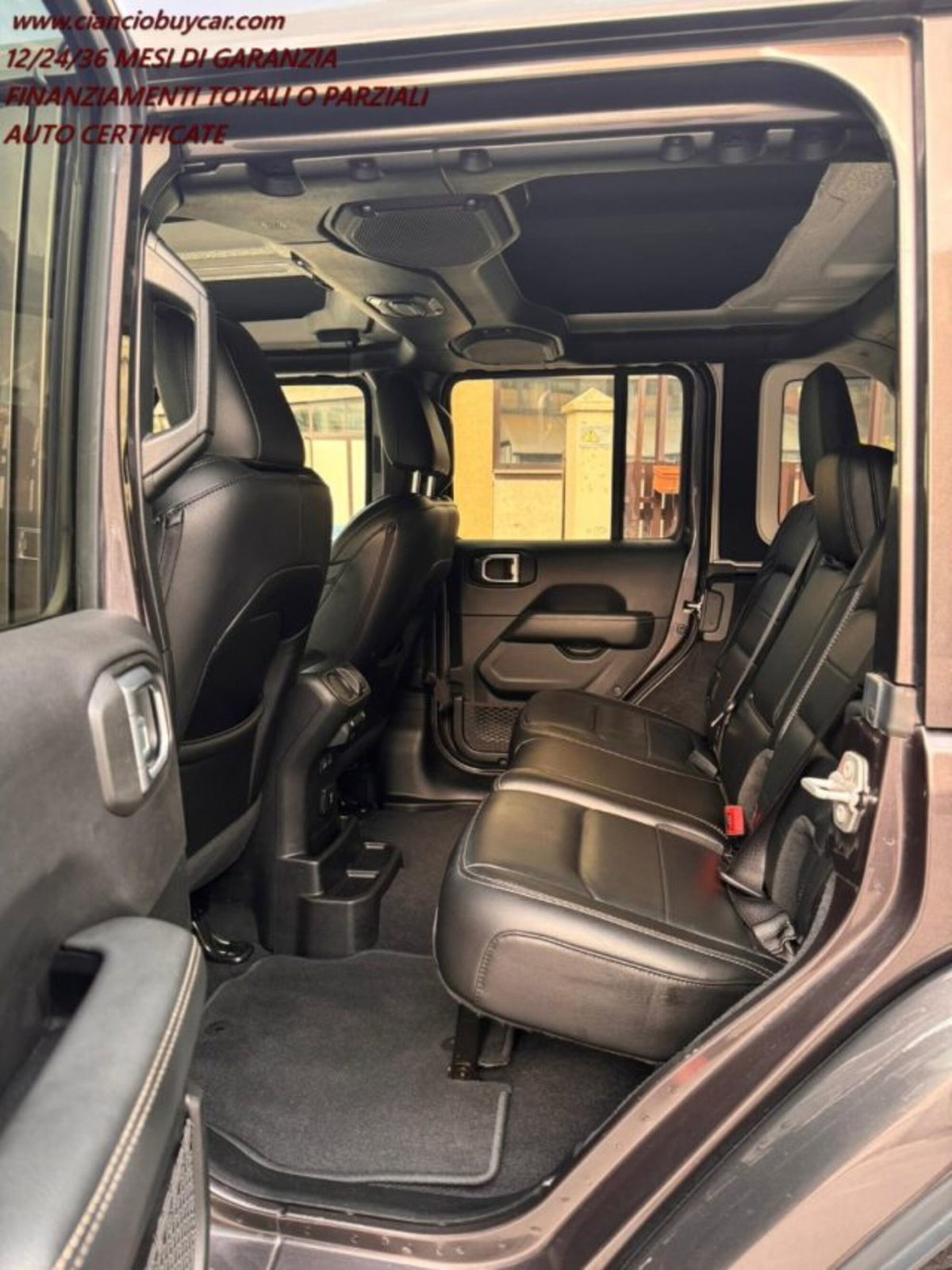 Jeep Wrangler Unlimited 2.2 Mjt II Sahara (10)