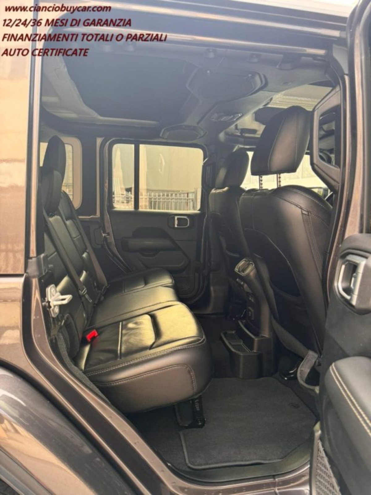 Jeep Wrangler Unlimited 2.2 Mjt II Sahara (12)
