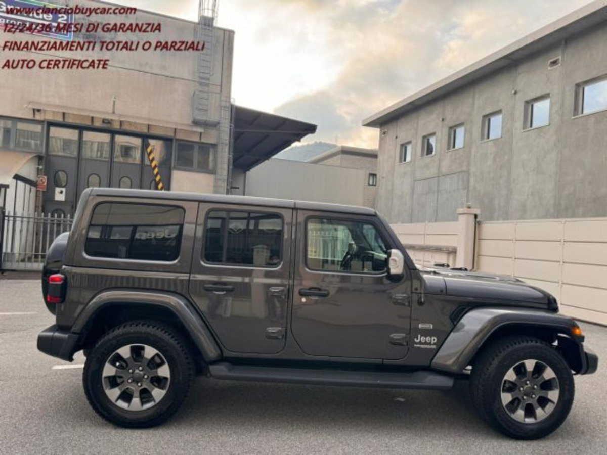 Jeep Wrangler Unlimited 2.2 Mjt II Sahara (2)