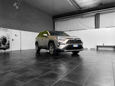 Toyota Rav4 HV (222CV) E-CVT AWD-i Adventure usata