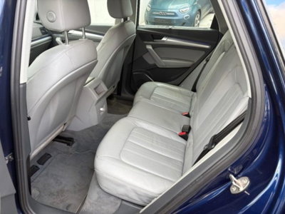 Audi Q5 40 TDI quattro S tronic Design (12)
