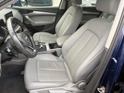 Audi Q5 40 TDI quattro S tronic Design (2)