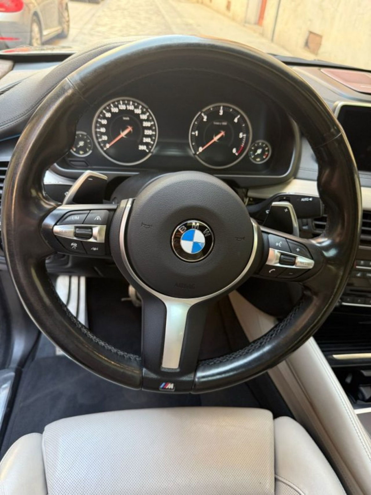 BMW X6 xDrive30d 258CV Msport (9)