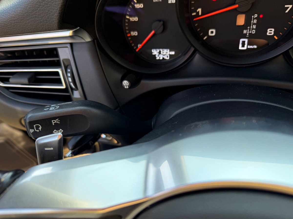 Porsche Macan 2.0 T 265cv pdk (12)