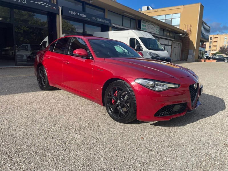 Alfa Romeo Giulia 2.2 Turbodiesel 210 CV AT8 AWD Q4 Veloce