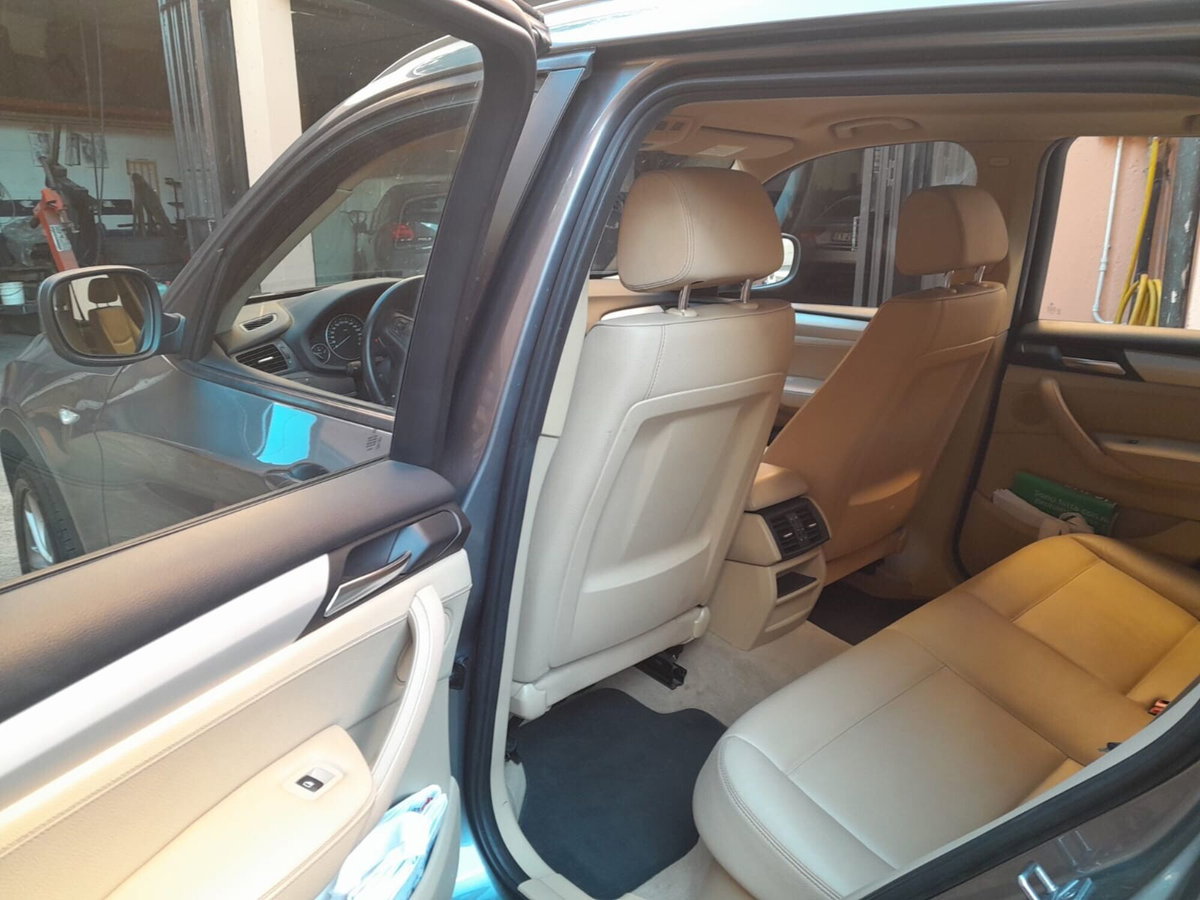 BMW X3 xDrive20d Futura (5)