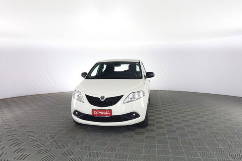 Lancia Ypsilon 1.0 FireFly 5 porte S&S Hybrid Gold Plus