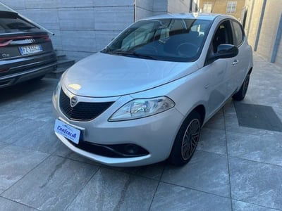 Lancia Ypsilon 1.2 69 CV 5 porte Platinum usata