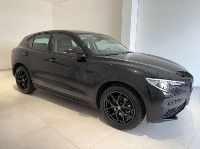 Alfa Romeo Stelvio 2.2 t Sprint rwd 160cv auto