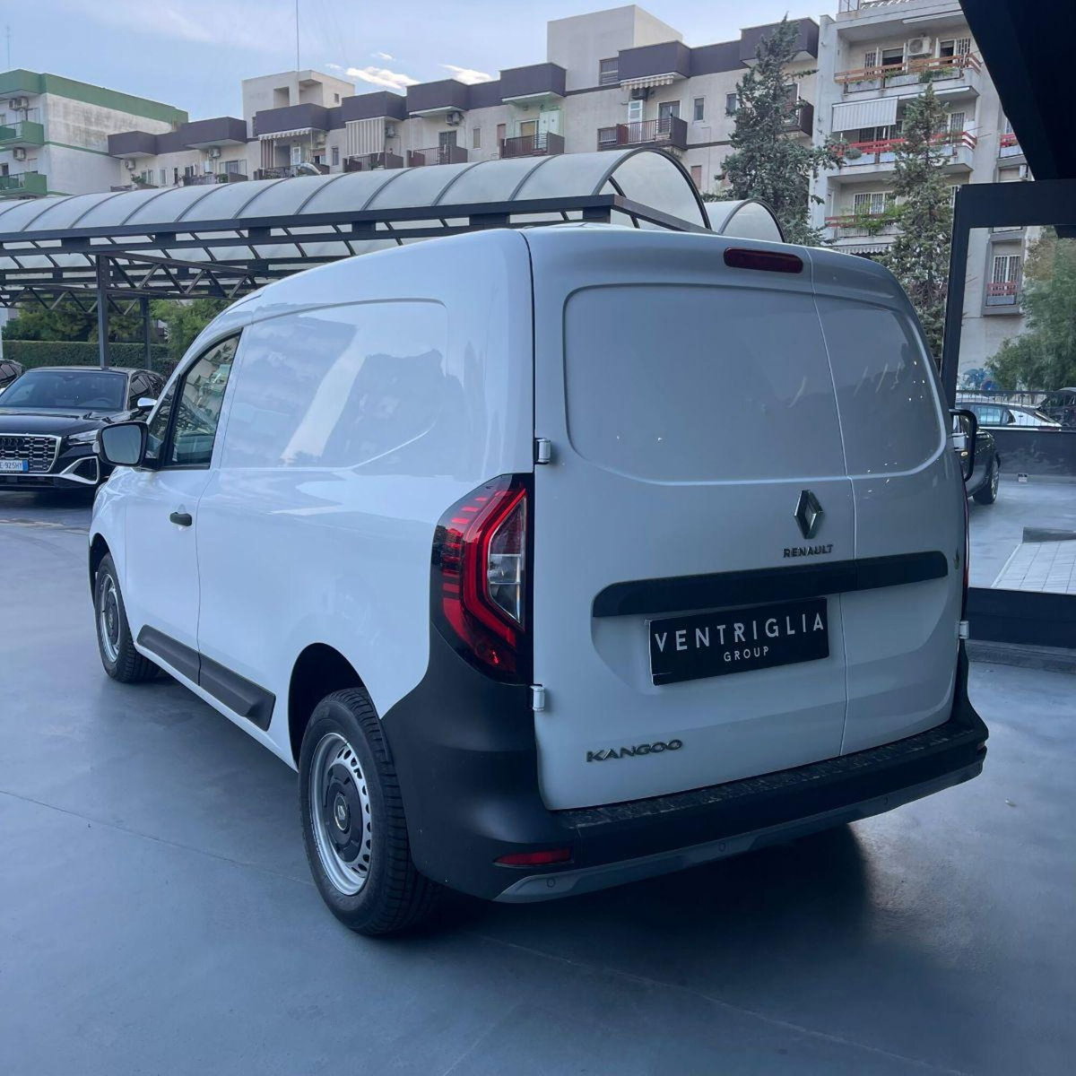 Renault Kangoo 1.5 dCi 115CV Van (2)