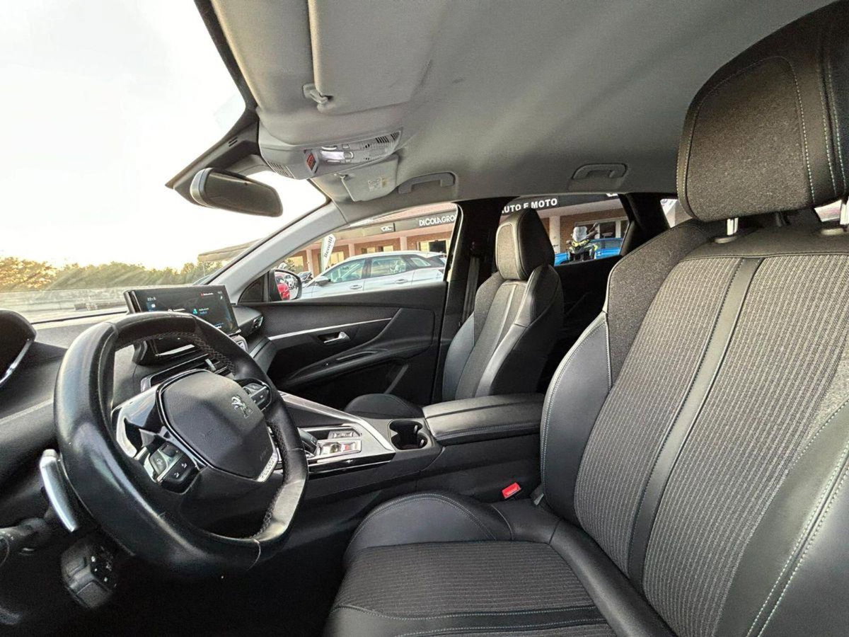 Peugeot 3008 BlueHDi 130 S&S EAT8 Allure Pack (9)