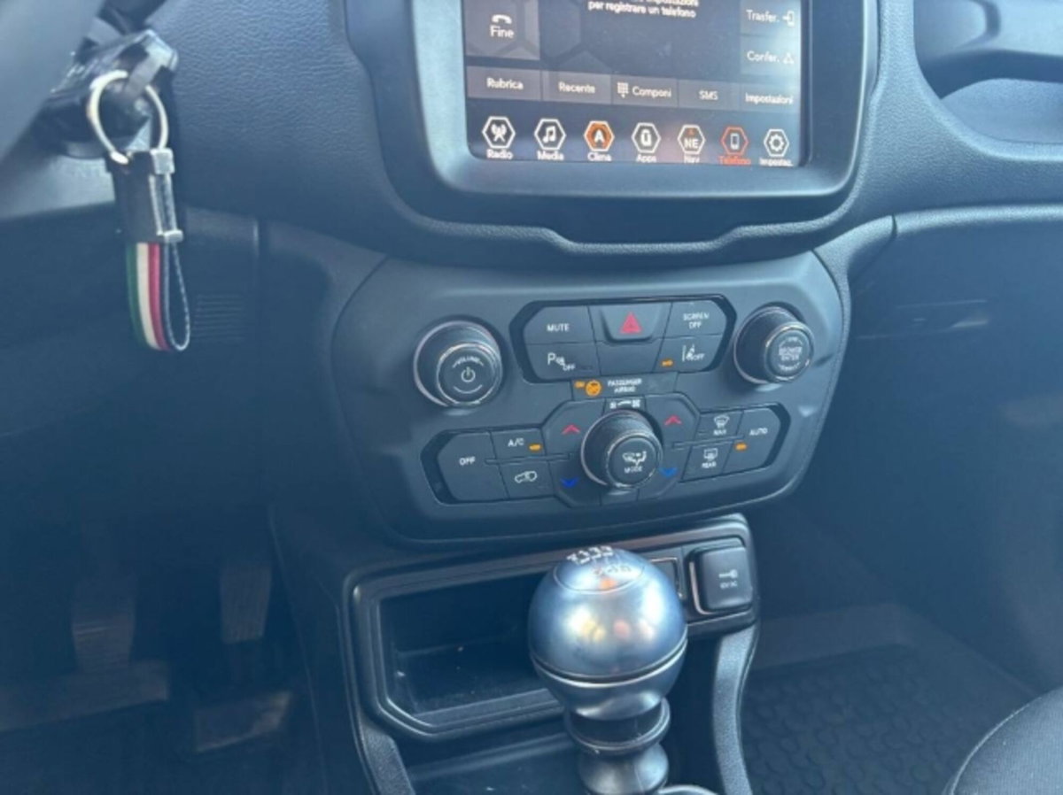 Jeep Renegade 1.0 T3 Limited (16)
