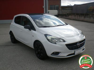 Opel Corsa 1.4 90CV 5 porte b-Color usata