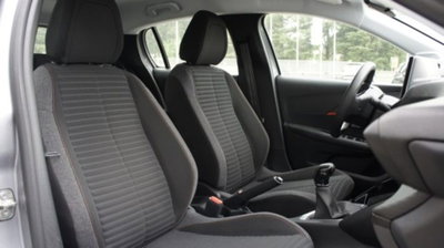 Peugeot 208 1.2 puretech Active s&s 75cv (13)