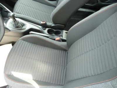 Peugeot 2008 BlueHDi 110 S&S Active (6)
