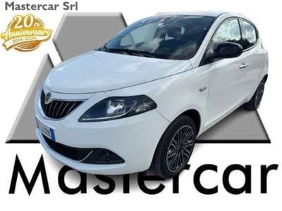 Lancia Ypsilon 1.0 FireFly 5 porte S&S Hybrid Gold Plus usata