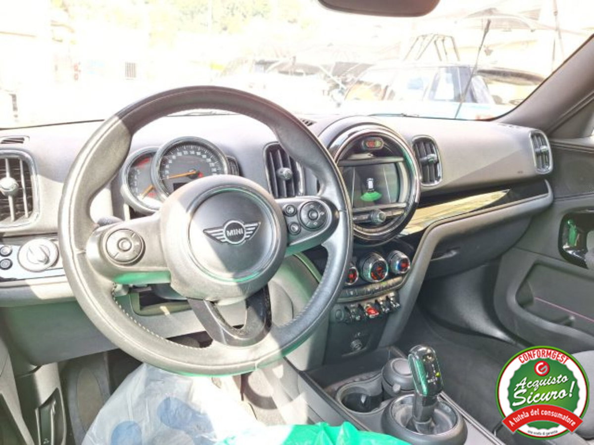 MINI Mini Countryman 2.0 Cooper D Hype Countryman (11)