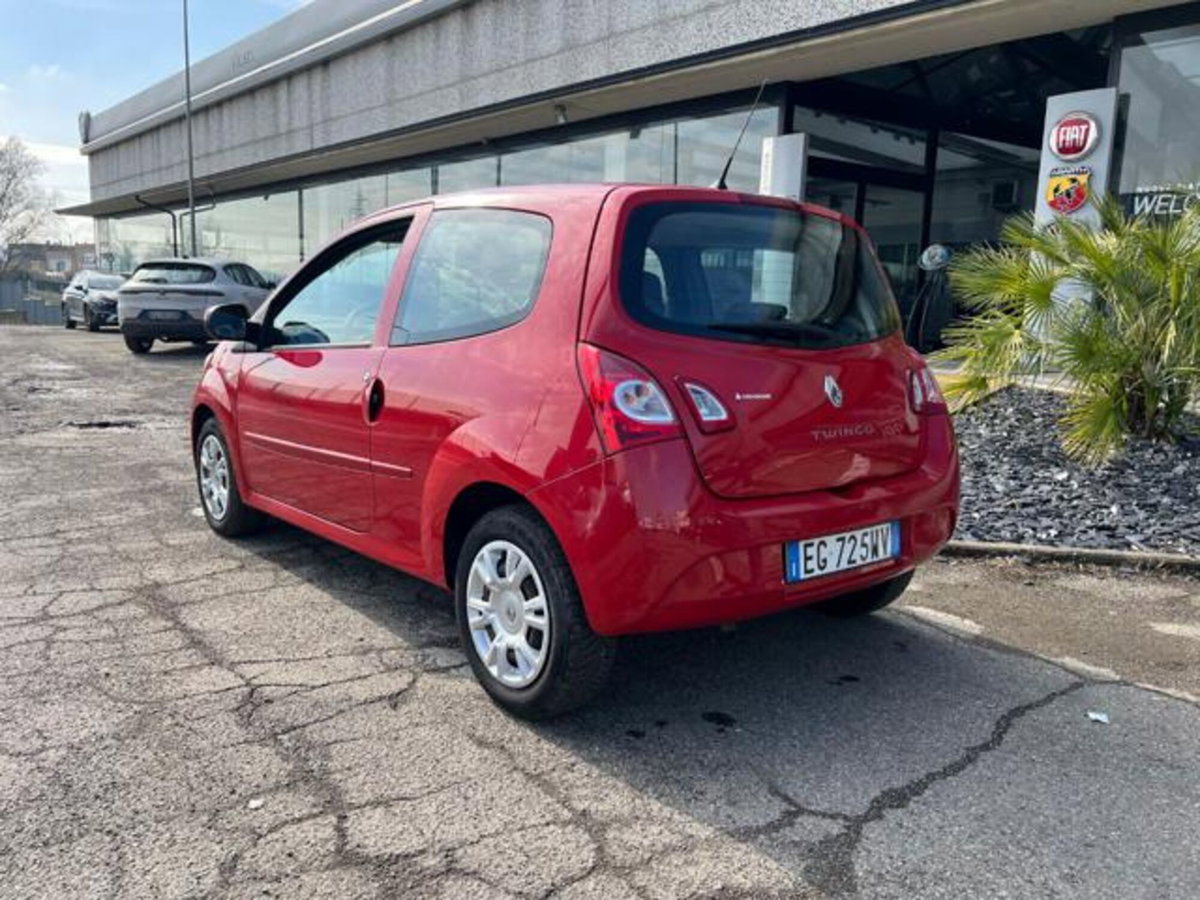 Renault Twingo 1.5 dCi 75CV Wave (4)