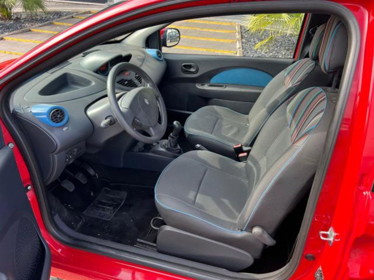 Renault Twingo 1.5 dCi 75CV Wave (8)