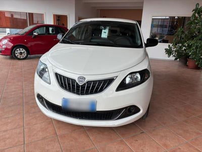 Lancia Ypsilon 1.0 FireFly 5 porte S&S Hybrid Ecochic Silver