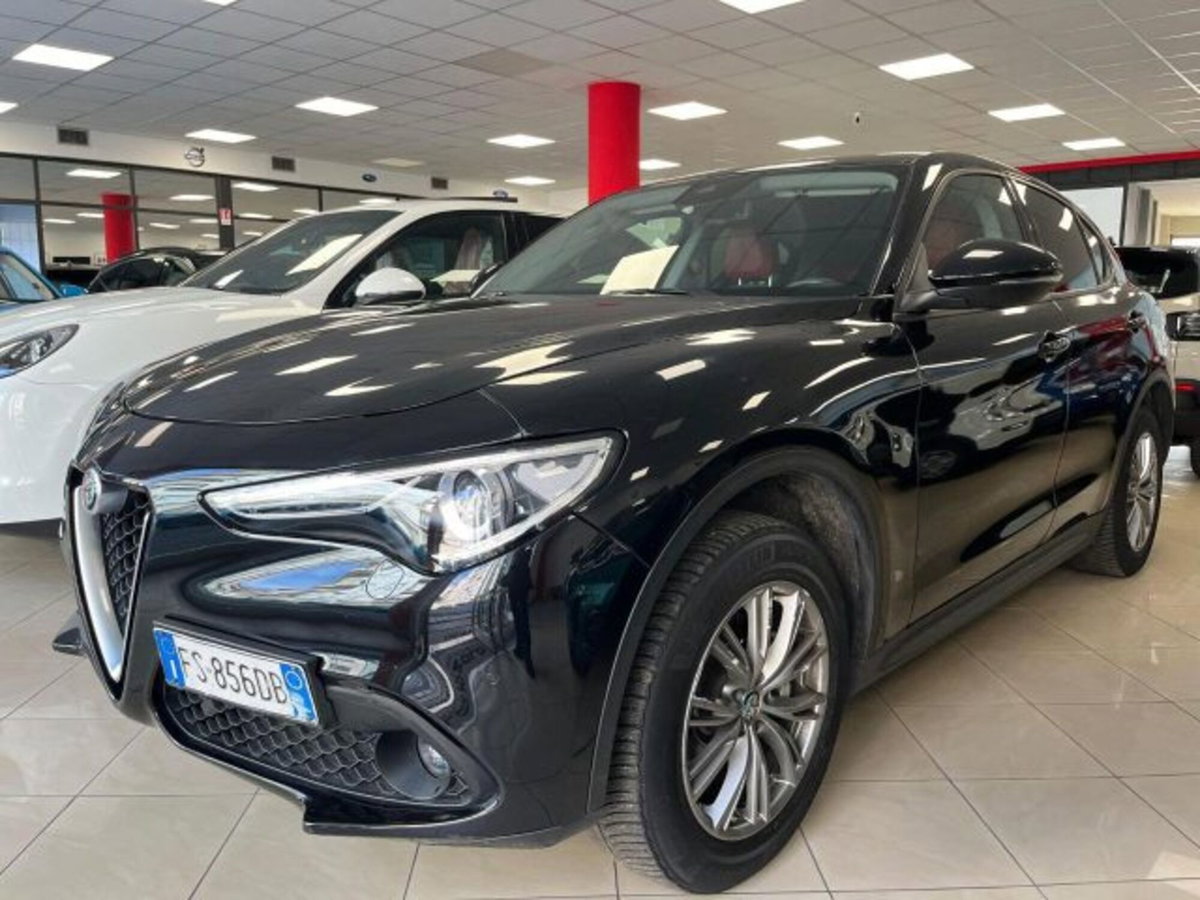 Alfa Romeo Stelvio Stelvio 2.2 Turbodiesel 180 CV AT8 Q4 Executive (4)