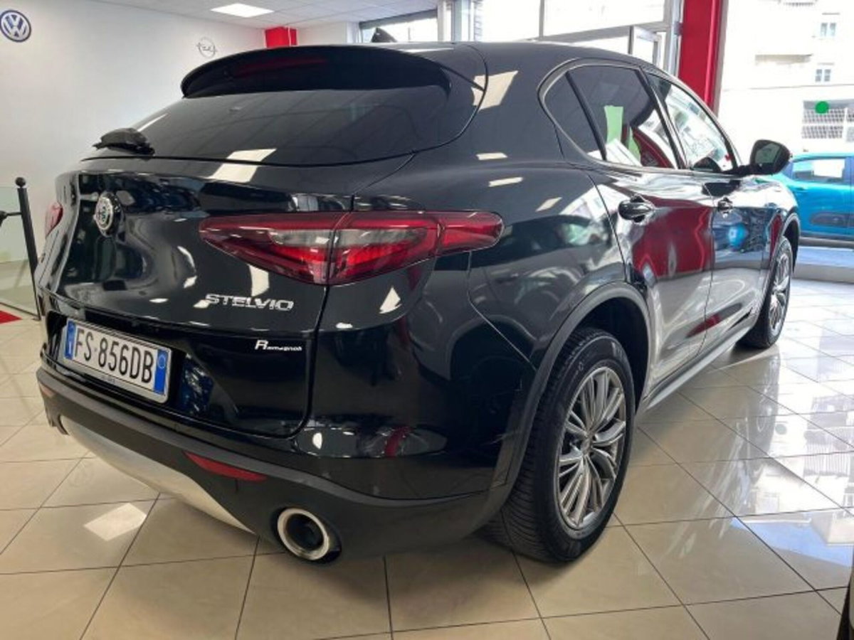 Alfa Romeo Stelvio Stelvio 2.2 Turbodiesel 180 CV AT8 Q4 Executive (5)